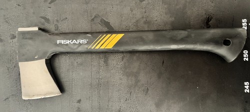Fiskars universalaxt outdoor - fiskars,